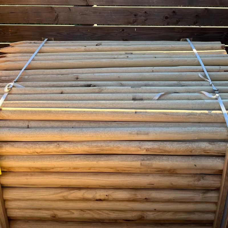 Piquets en chaîtaignier